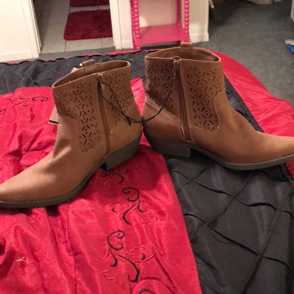 Never worn Ladies Ankle Boots